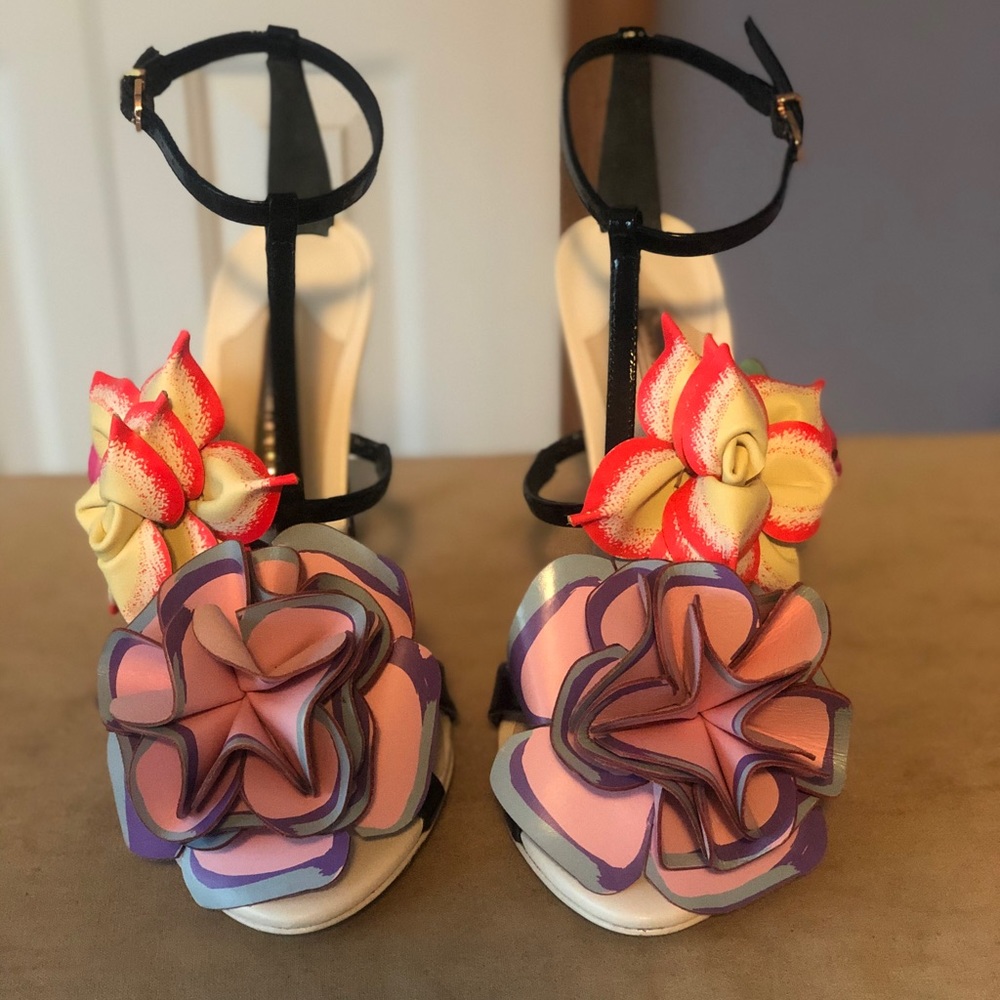 Sophia Webster Floral Print T-Strap Sandals